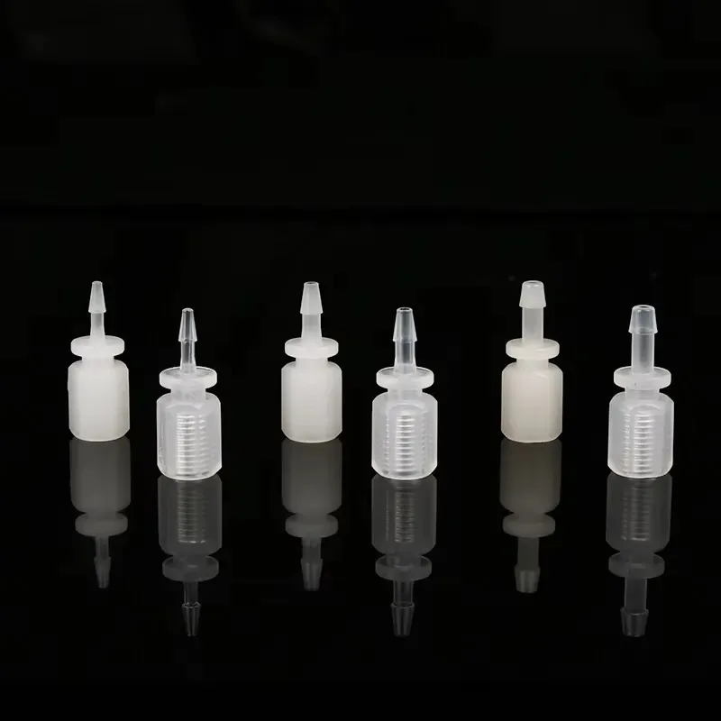 Good sealing plastic polypropylene fittings Standard threaded connectors with no gaps or swings in curvature for water