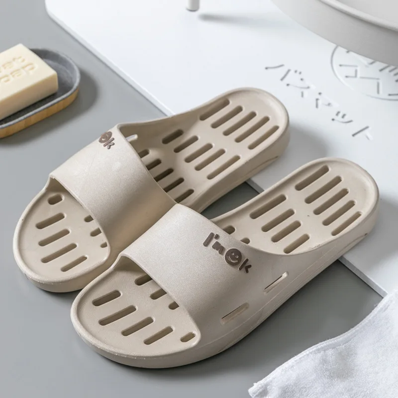 Couple Bathroom Shower Slippers Men Women Water Drain Hollow Sole Anti Skid EVA Lightweight Indoor Outdoor Home beach Sandals
