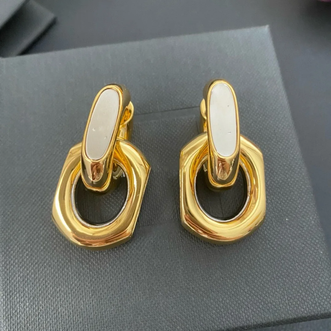 

2024 Fashion Classic Hot Selling European and American Women's Earrings Mirror Double Color Fashion Romantic Party Birthday Gift