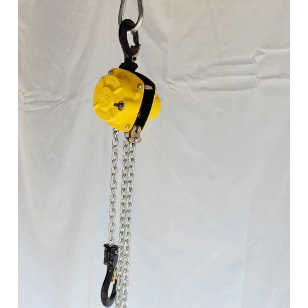 Portable electric rechargeable hand chain hoist