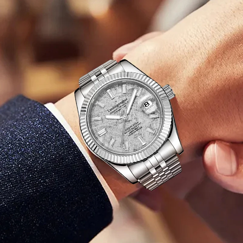 Luxury Business Men's Mechanical Watch, Stainless Steel Strap, Hollow Design, Luminous Waterproof with Calendar Display, Fashionable Casual Simple Style, European, American, Japanese, and Korean Style, the Best Gift for Him