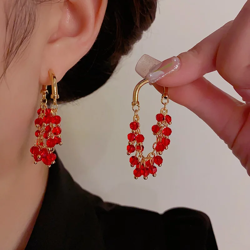 Stylish New Red Crystal Beaded Pendant Fringe Earrings Delicate Light Luxury Unique Design Personalized Jewelry