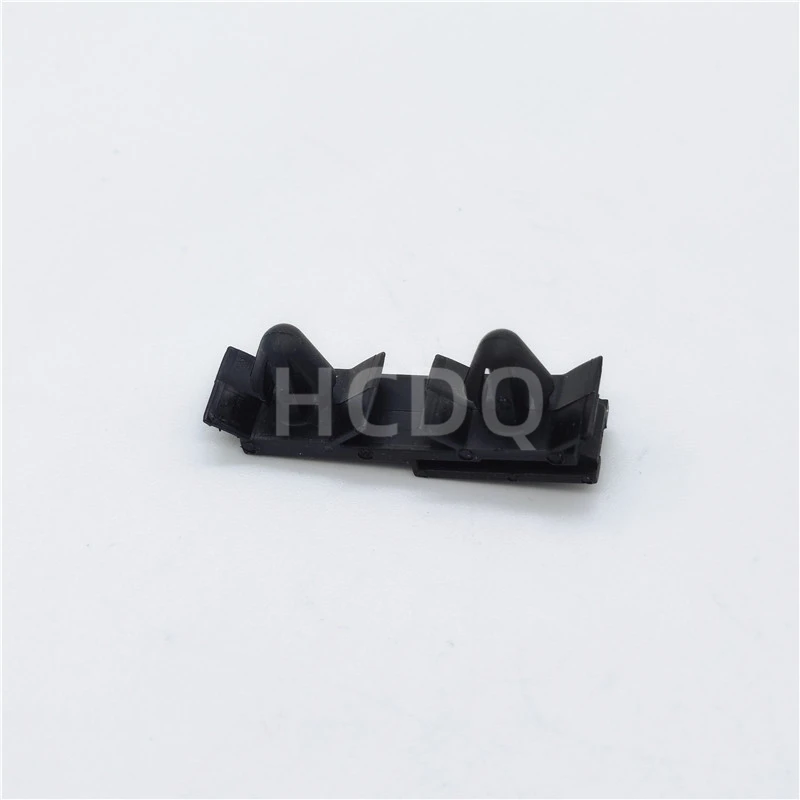 

10 PCS Supply 6810-2740 original and genuine automobile harness connector Housing parts