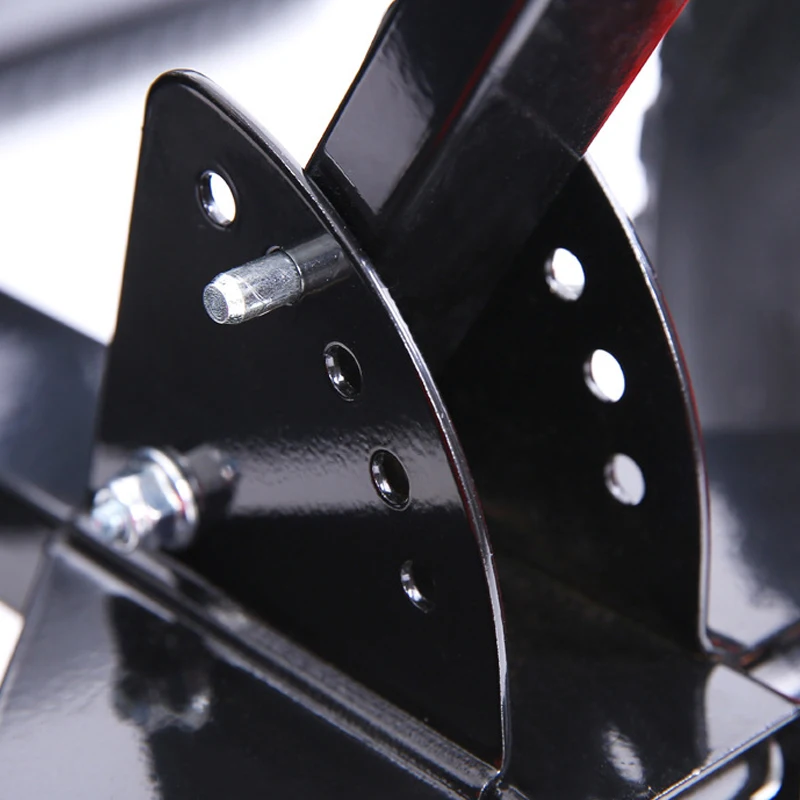 Ergonomic Stainless Steel Snow Shoveling Tool Household Snow Shovel with Wheels