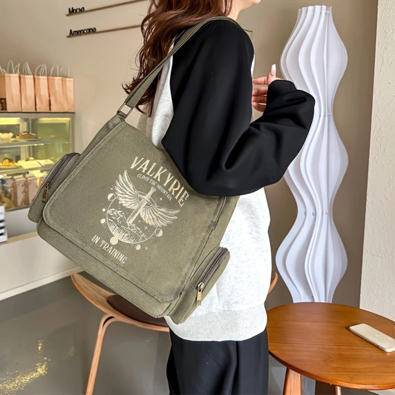 حقيبة كتف رجالية عتيقة من القماش حقيبة ساعي البريد بطباعة السيف المقدس سعة كبيرة مع جيوب حقيبة كروسبودي حقيبة الطالب