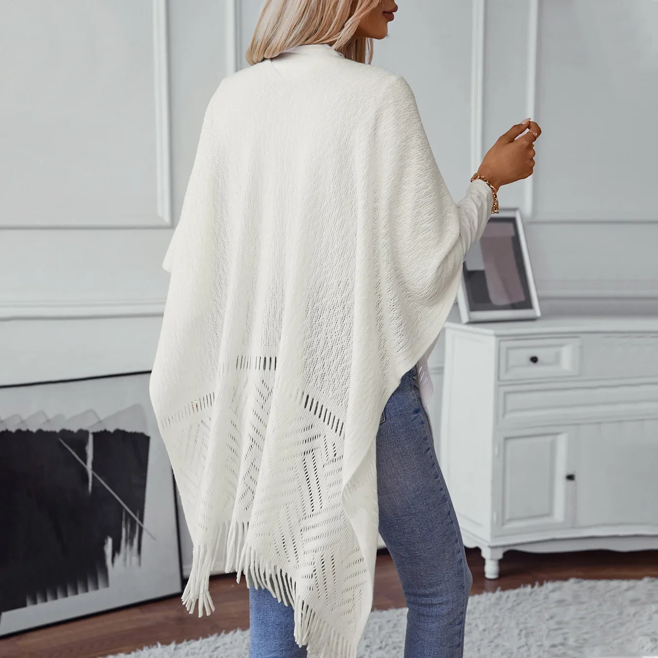 Knitted Sexy Hollow Out Ponchos Women Open Stitch Tassel Spliced Capes Solid Batwing Sleeve Jackets Basics Outerwear Loose