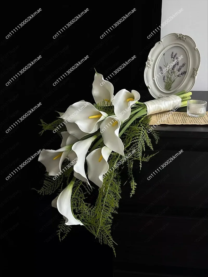 Calla lily bouquet simulation bouquet photography props wedding certificate engagement wedding flower forest senior