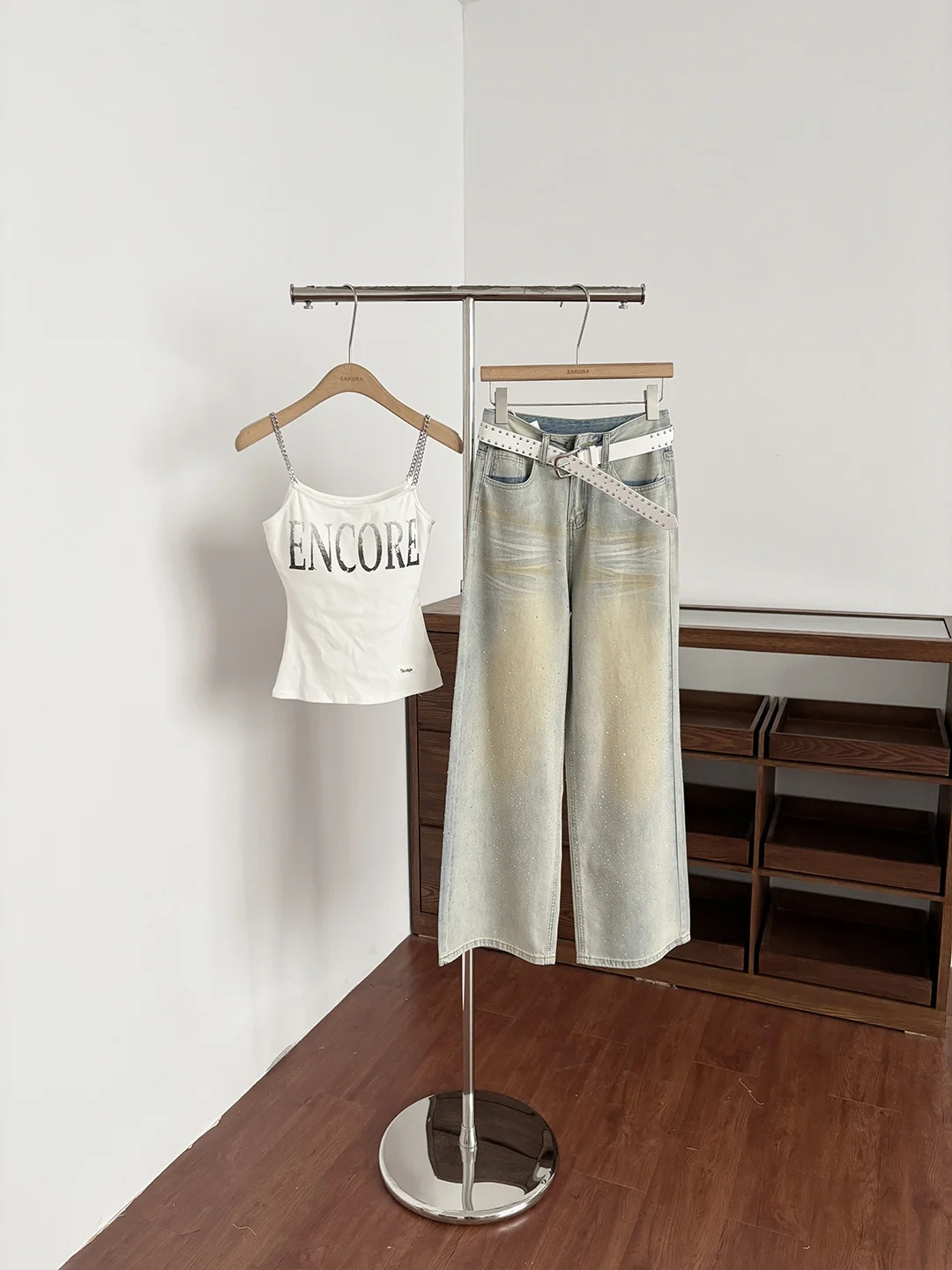 

Summer 2026 High Waist Straight Leg Denim Jeans Women's Belted Wide Leg Pants Glittering Diamond Fashionable Slimming