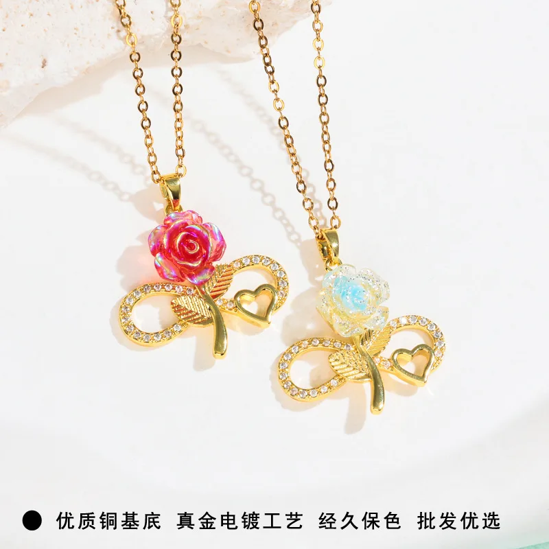 Light Luxury Sweet Necklace for Women's Foreign Trade, New Crystal Blue Sparkling Micro Inlaid Fashionable Collarbone Chain