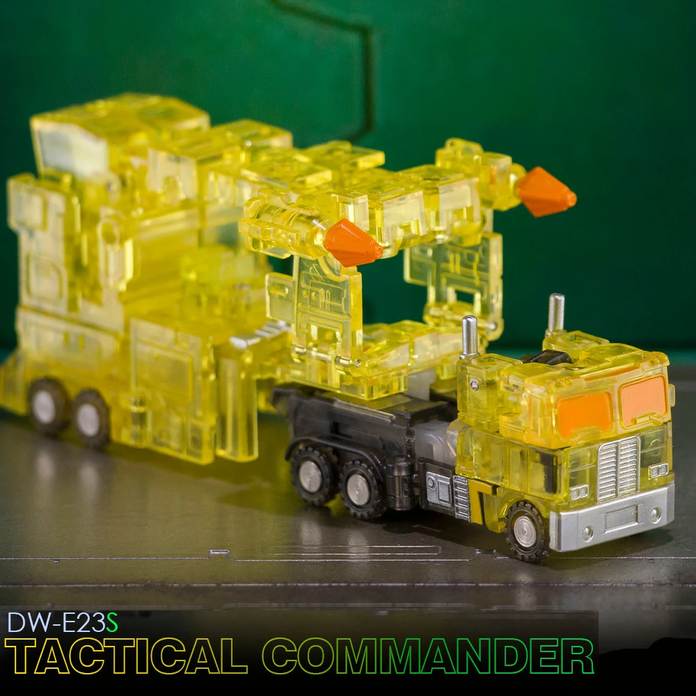 Dr. Wu DWE23S DW-E23S Tactical Commander Ultra Ma gnus (gele transparante versie) - transformeerbaar Mecha-speelgoed op microschaal