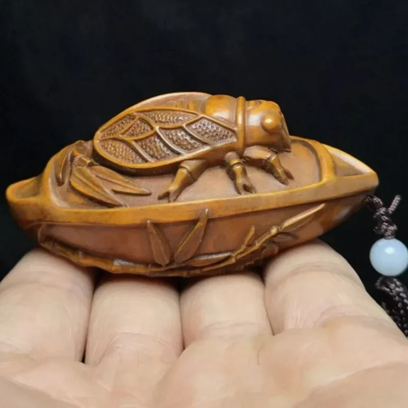 3.2 inch Old Japanese Boxwood Hand Carved Bamboo Cicada Figure Statue Netsuke
