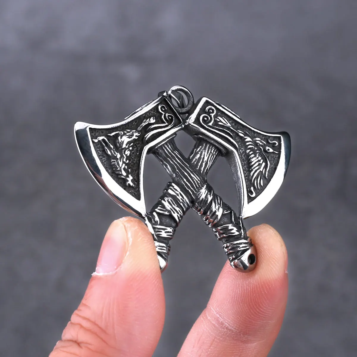 Viking Double Axe Domineering Wolf and Eagle Pendant Necklace Stainless Steel Trending Products Men\'s Jewelry Wholesale