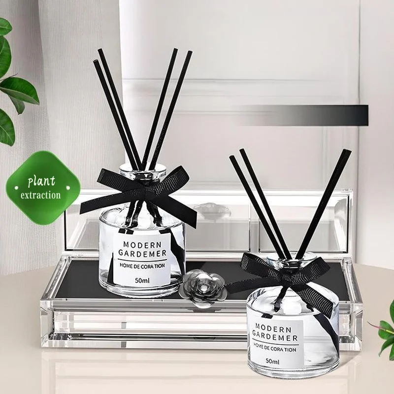 

Matarile Essential Oil Diffusion Knot Black Fiber Rod Set Men's Business Negotiation Air Freshness Diffuser Desktop Decoration