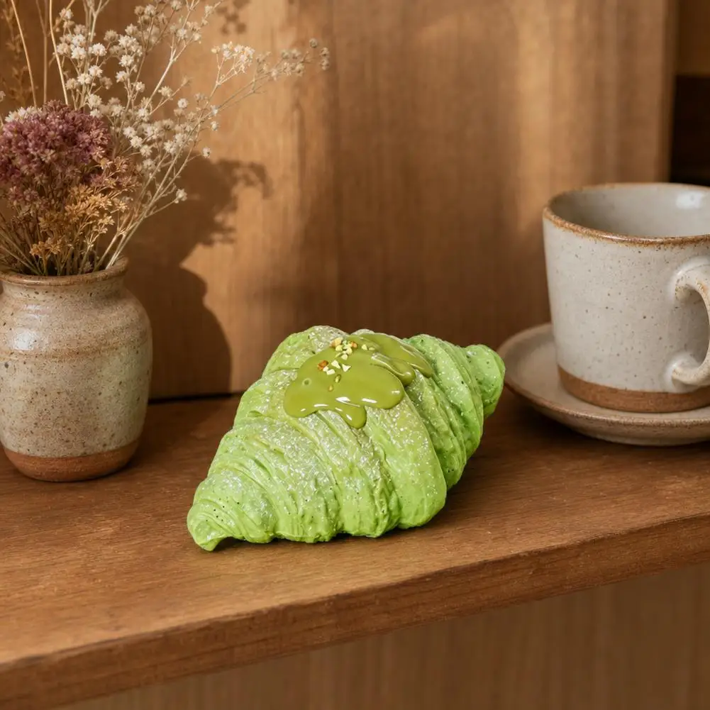 Realistische Croissant-Requisite, langsam rückfederndes Dekompressionsspielzeug, PU-Simulationsbrotmodell, entspannendes Quetschspielzeug, Lebensmittel-Dekorationsobjekt – Detail 2