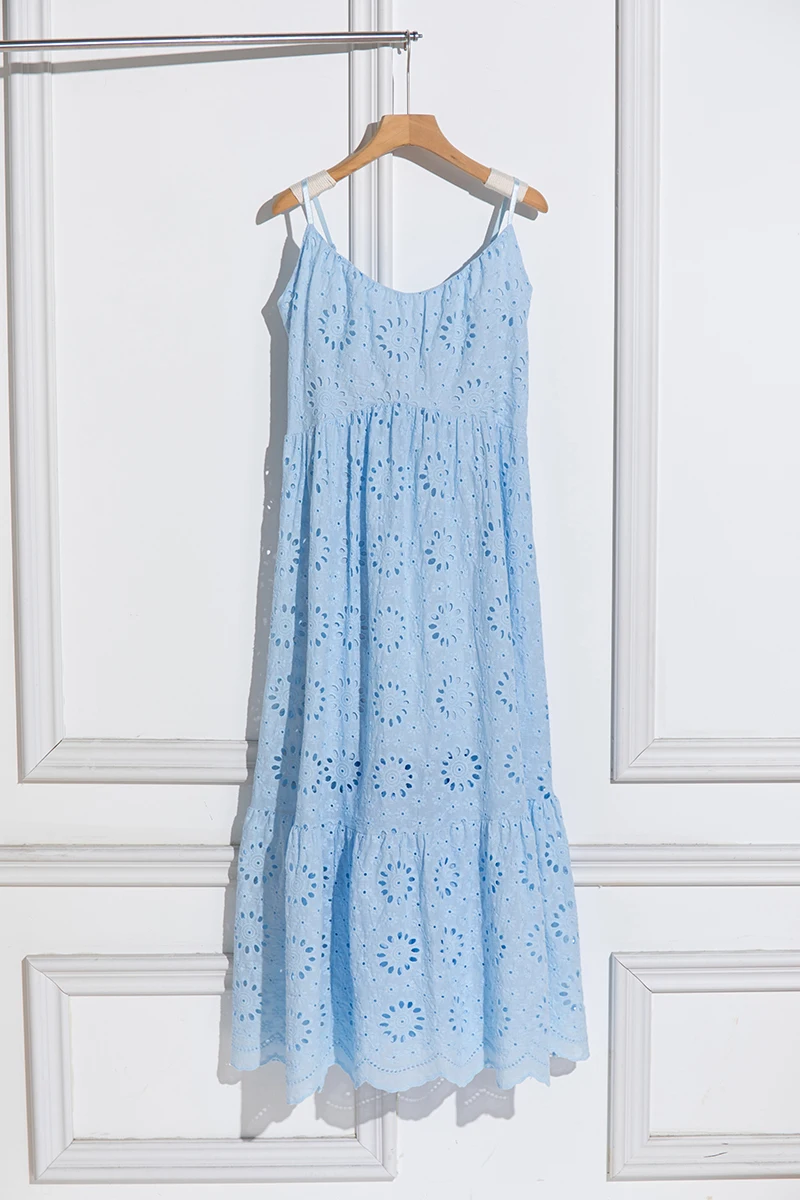 2025年ホリデー ホロウアウト フラワー刺繍ドレス レディース サマー ノースリーブ スリング ウエストスリム プリーツ ロングドレス ボヘミアンビーチドレス