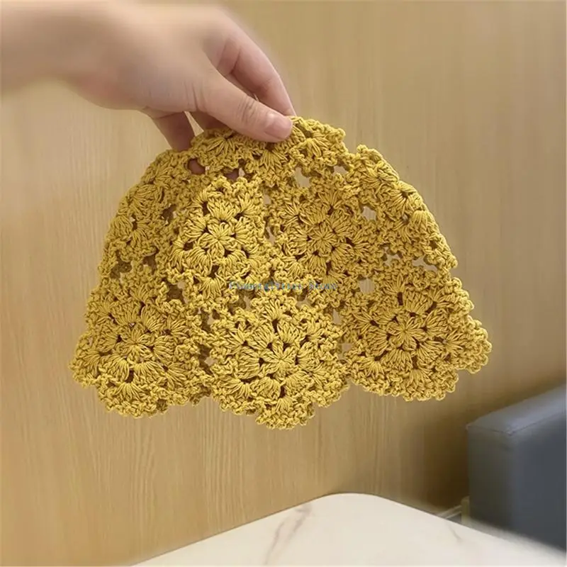 652B اليد محبوك قبعة صغيرة مجوفة الجمجمة قبعة مريحة والأزياء أغطية الرأس للإناث عطلة ارتداء جميع مطابقة