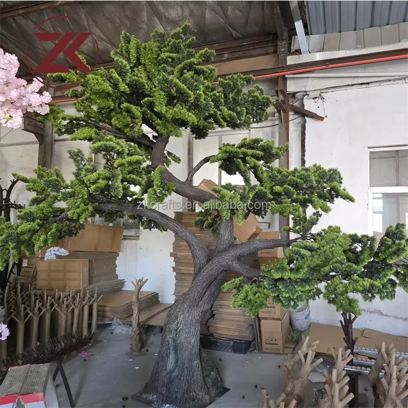 Custom Garden Hotel Courtyard Decoration Simulated Plastic Plants Pine Tree Fiberglass Green Artificial Pine Tree