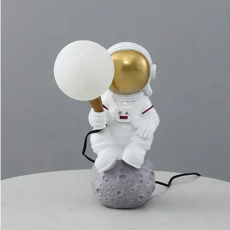 Unique Design Eco-friendly Children Room Art Decorative Desk Lamp for Bedroom Specially Design for Children Environment-friendly