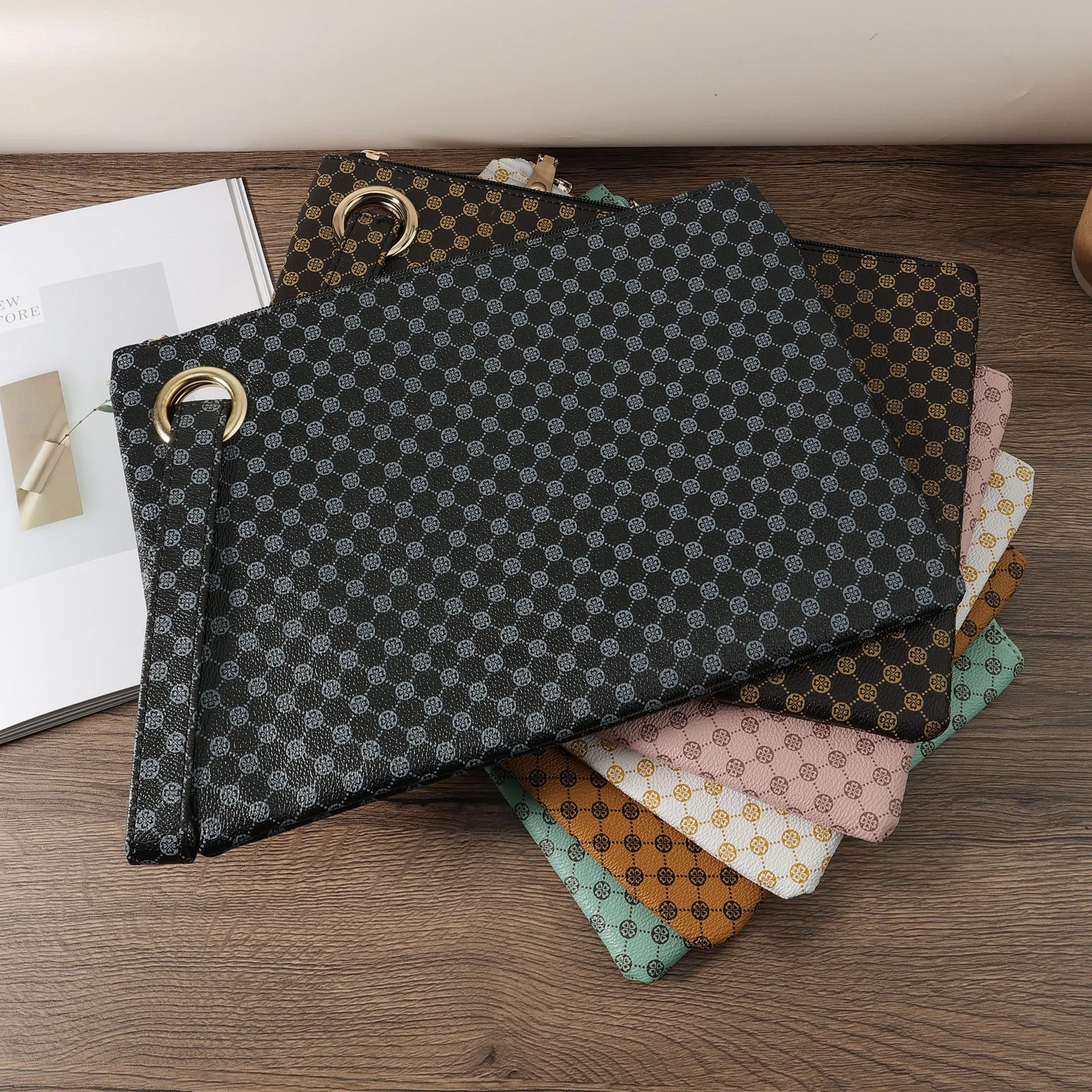 กระเป๋าสตางค์ใส่เหรียญใส่เหรียญทันสมัยกระเป๋าหนัง PU อเนกประสงค์มีซิปและลิปสติกกระเป๋าถือ