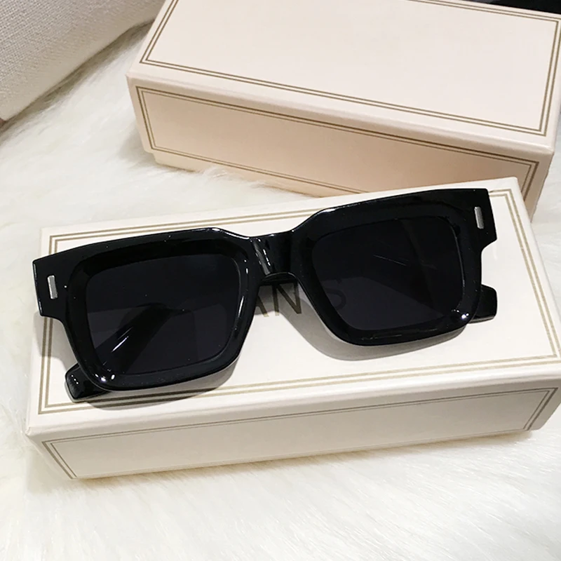 Markowe designerskie kwadratowe okulary przeciwsłoneczne damskie męskie okulary przeciwsłoneczne kolor oceanu okulary damskie moda prostokąt nit