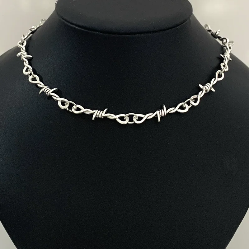 Women Barbed Wire Thorn Choker Necklace, Small Wire Brambles Chain, Hip‑hop Gothic Punk Fashion Jewelry Party Gift for Girls