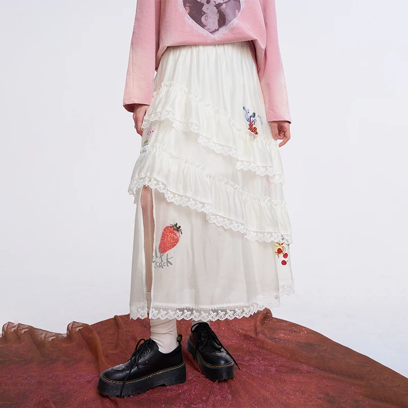 ELFSACK White Layered Lace Patchwork A-Line Skirt Design Sense Skirt Strawberry Floral Print for Women