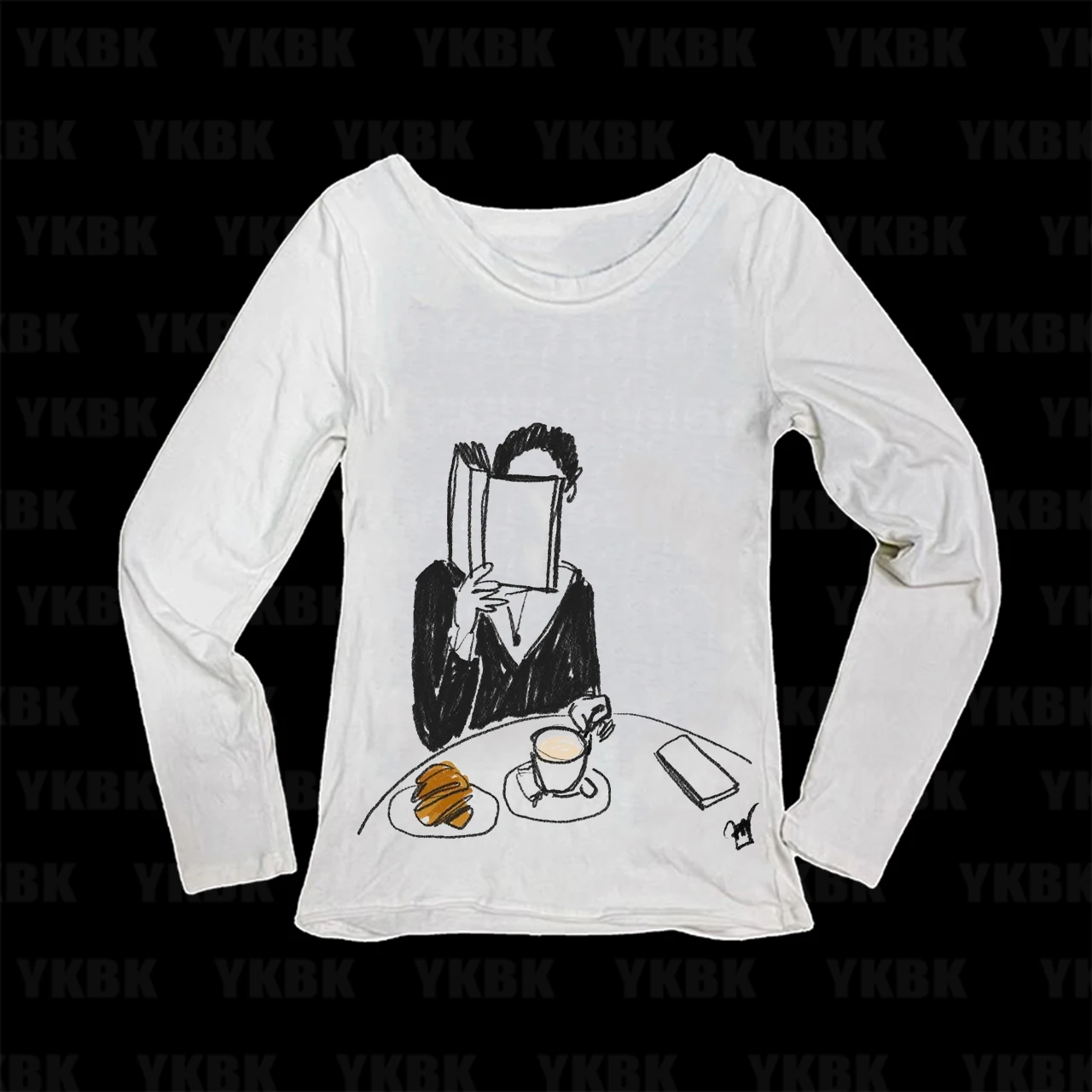 Aesthetic Minimalist Line Drawing Print Long Sleeve Tee Women Casual Slim Fit Round Neck Reading Girl Art T-shirt