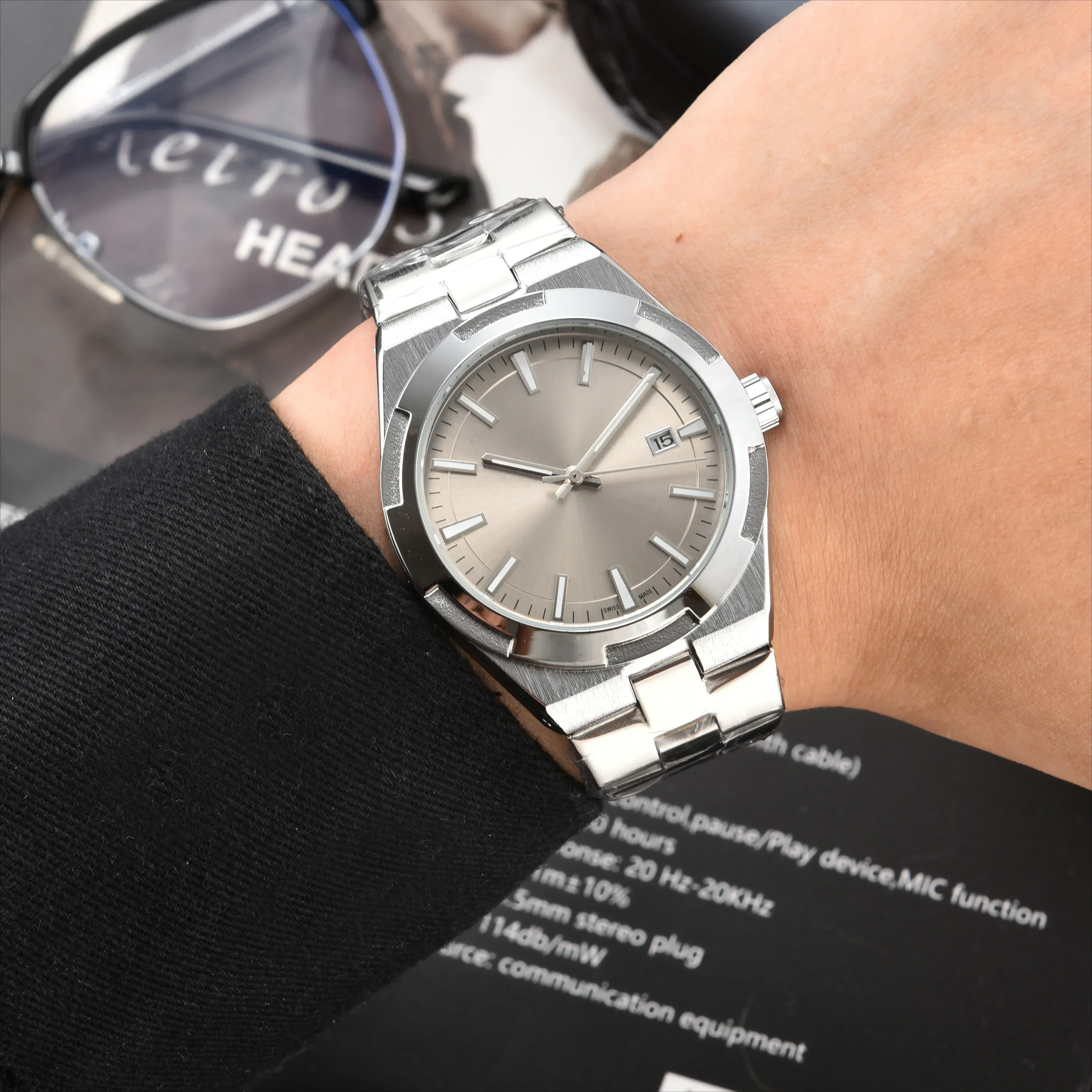 

2025 AAA+ Automatic Mechanical Watches Business Casual Stainless Steel Sapphire Water Resistant Men Moon Phase Luminous Watch
