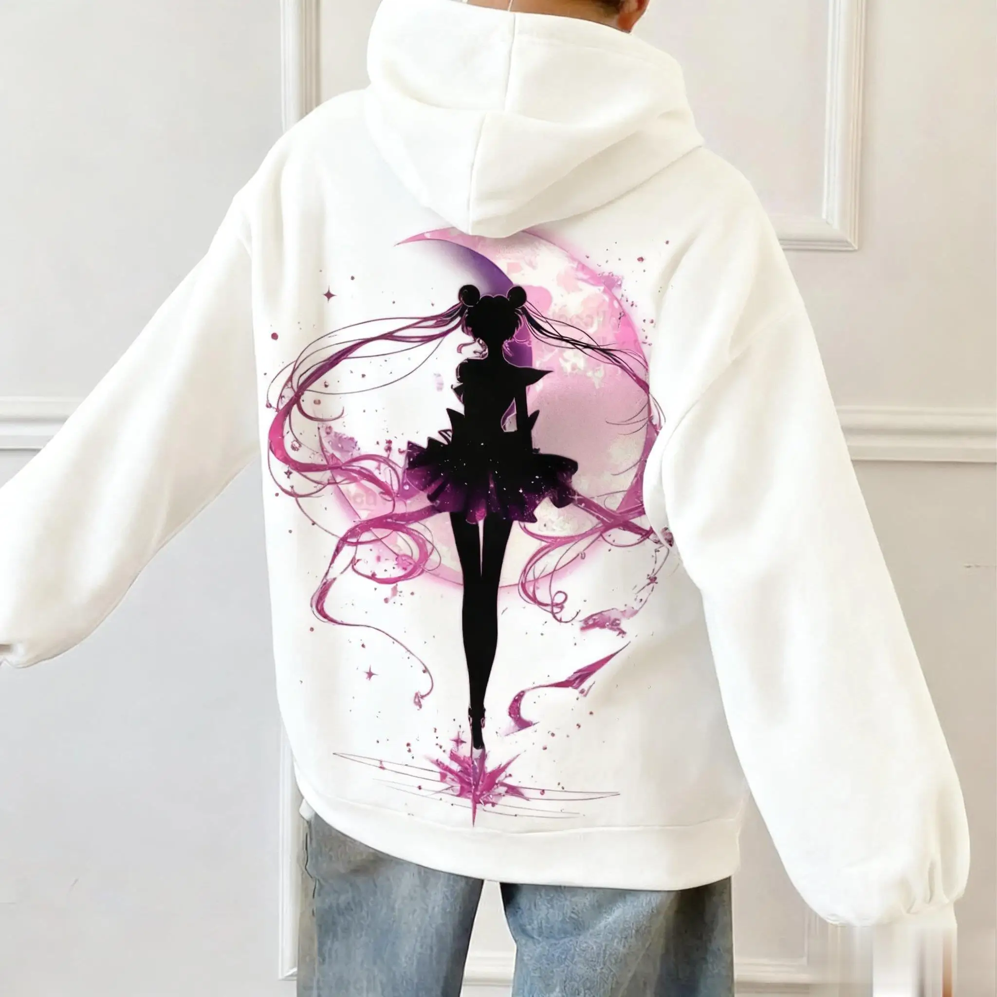

2026 Anime Sailor Moon Hoodie Women Men Oversized Casual Tops Streetwear Print Pullover Sweatshirt Autumn Winter Trendy Y2k