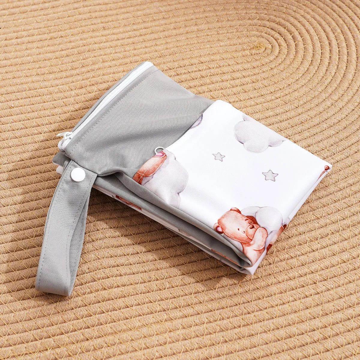 HappyFlute Printed 30*40CM Wetbag 2pocket With Handle Reusable Waterproof Cartoon Prints Wet Dry Diaper Bag