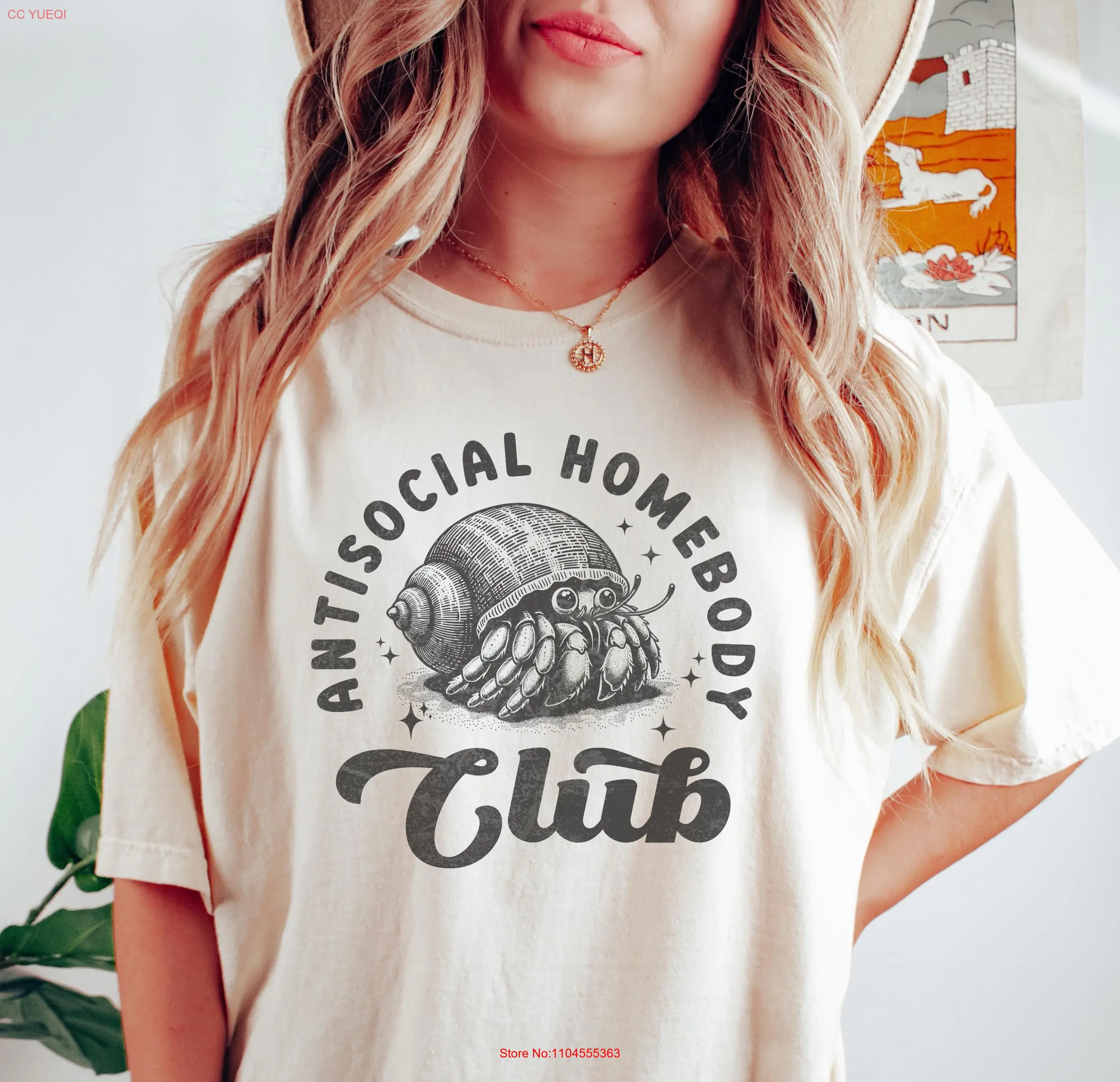 Antisocial Homebody Club Comfort Colors Funny IntroverT T Shirt Cute Hermit Crab Sarcastic Meme Selectively Social Indoorsey