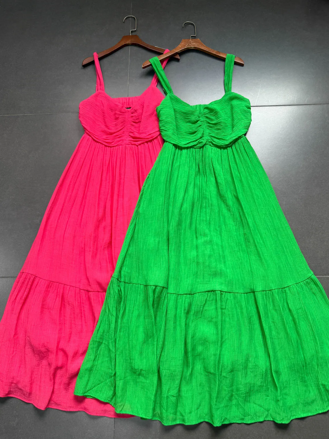 

Платье-юбка А-силуэта с завышенной талией в островном стиле, без рукавов, из полиэстера, для делового повседневного образа, версия с завышенной талией