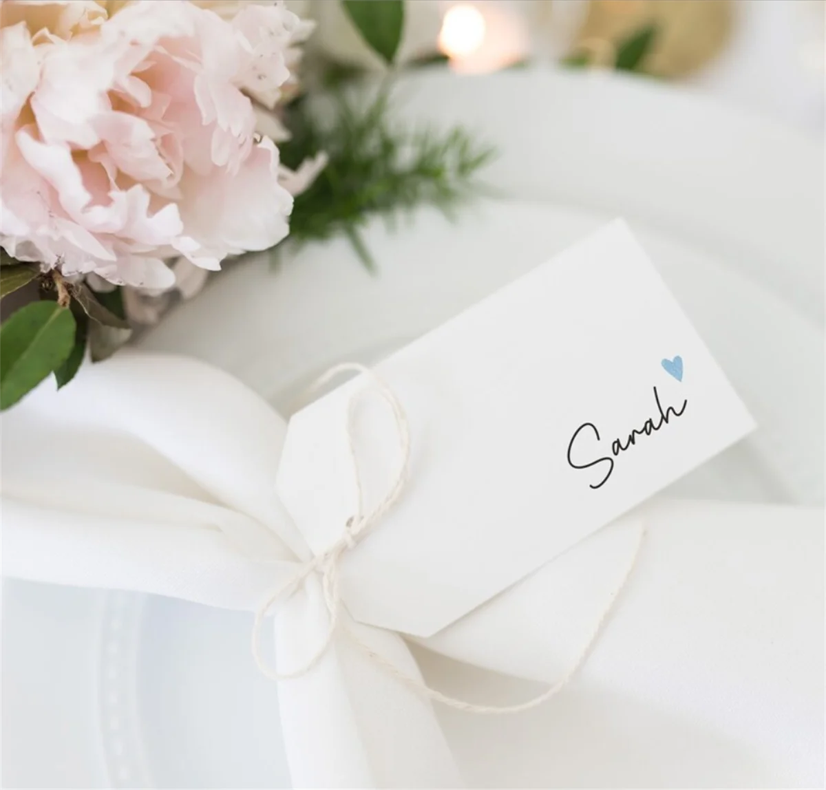 50pcs Personalised Wedding Place Name Tags - Little Heart Design - Size Large 5 x 8.5cm