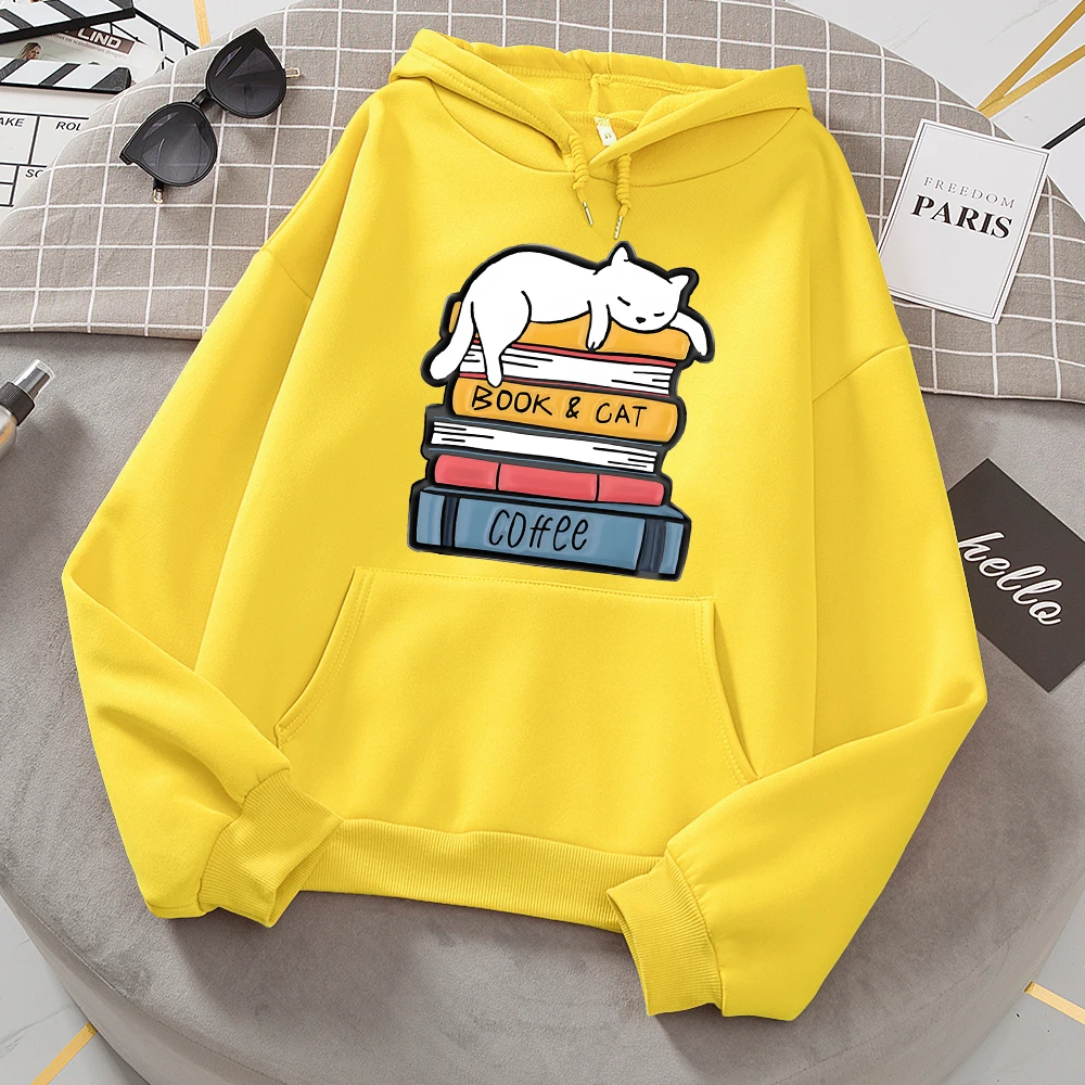 White Cat Sleeping On A Pile Of Books Hoodies Women Novelty Fashion Hoody Loose Oversized Basic New Hoodie Casual Fleece Clothes