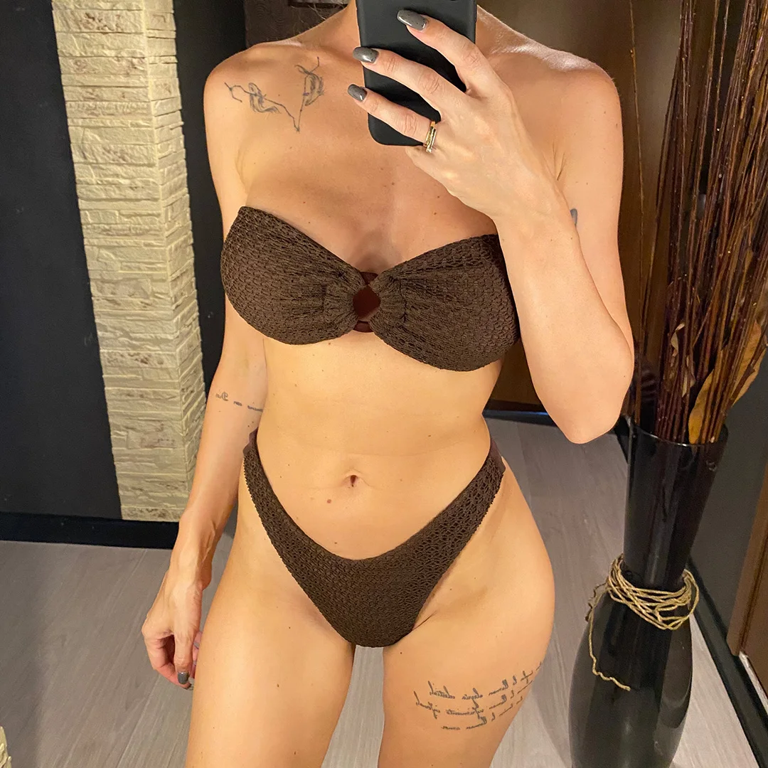 Gefalteter Bandeau-Bikini mit hohem Beinausschnitt, Damen-Badebekleidung, zweiteiliger Bikini-Set, trägerloser Badeanzug, Badeanzug, Schwimmanzug V3367 – Detail 17