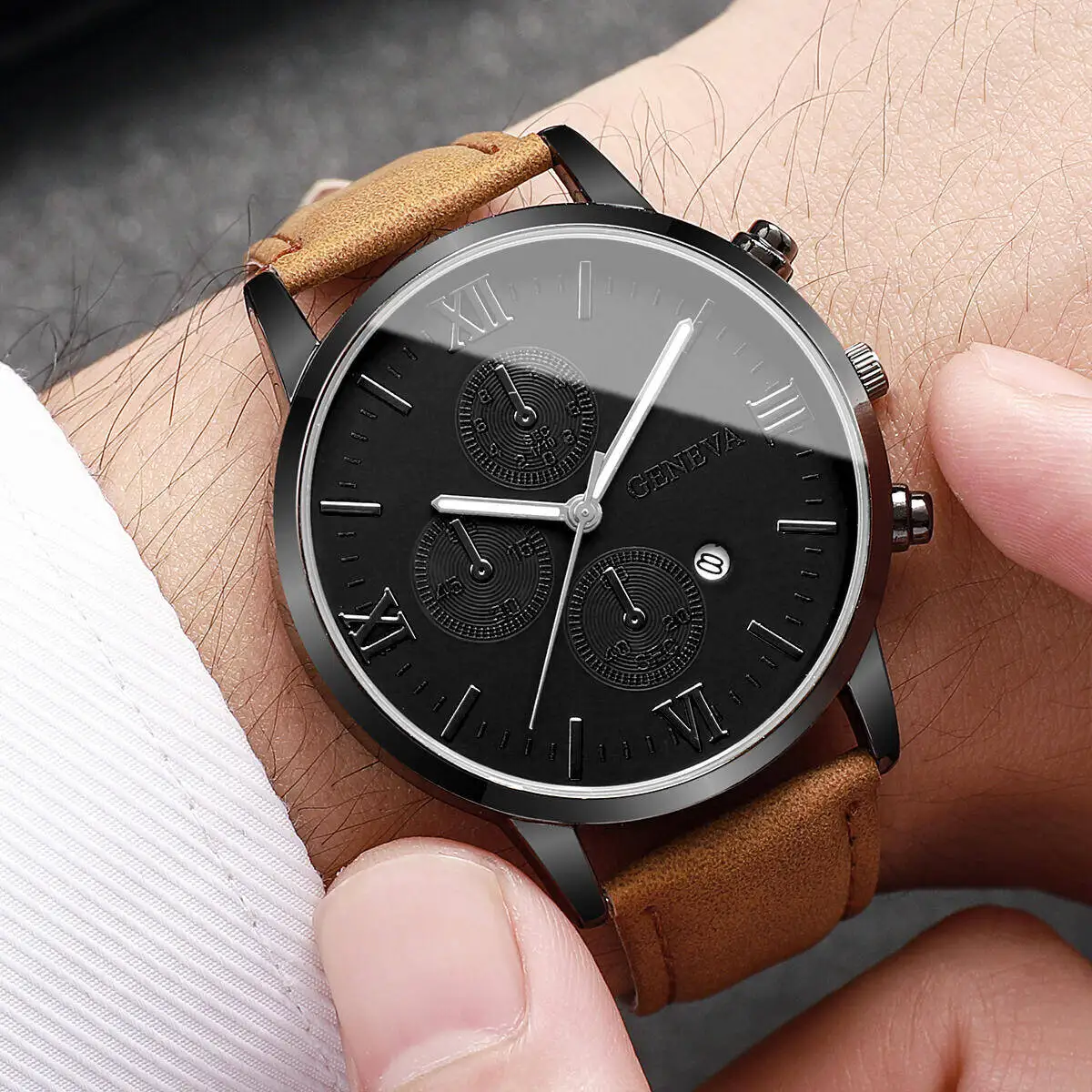 Fashion Roma Dial Men's Watch Casual Leather Strap Men Business Watches Analog Quartz Wristwatches with Calendar（Without Box）