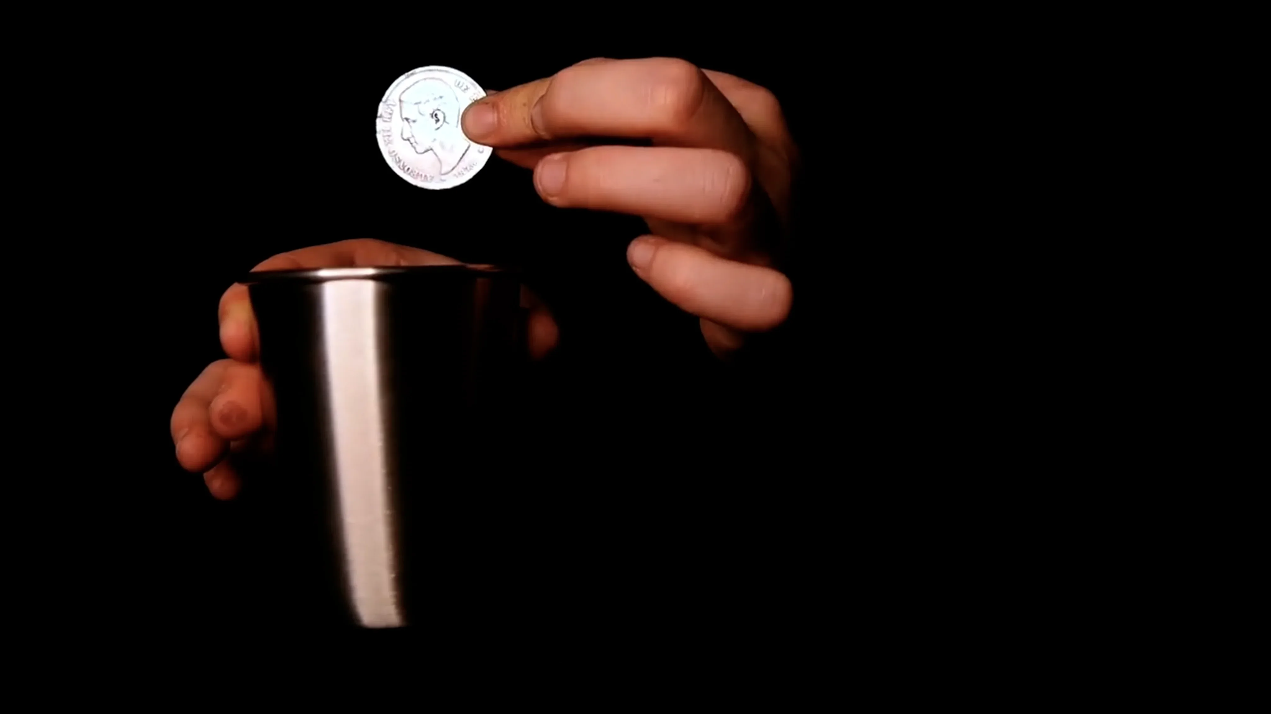 كأس روبي احترافي للغاية من روبي فيريز خدع سحرية للتحايل الساحر عن قرب أوهام دعائم ألعاب ماجيا مضحكة