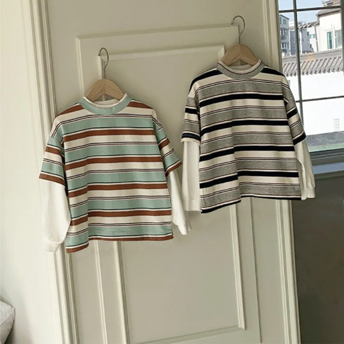 

Новинка осени 202, детские повседневные полосатые футболки, топы с длинными рукавами для девочек, хлопковые детские рубашки, футболка для малышей, детская одежда