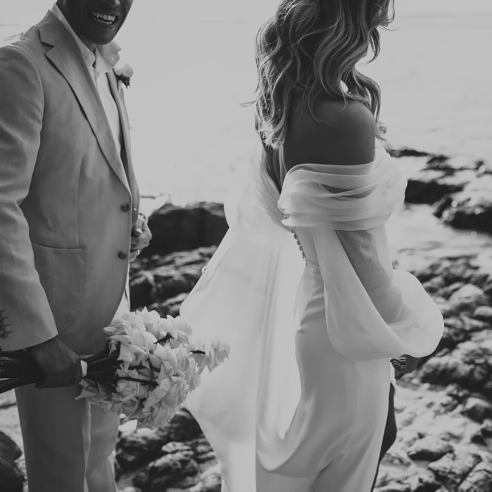 Vestido de novia tubo de Organza fruncido con hombros descubiertos, botones personalizados, abertura alta, crepé Simple, cuello en V, vestidos de novia de playa mínima