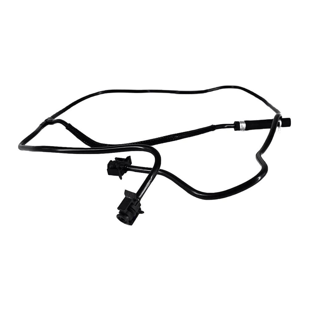 Tubo del serbatoio del radiatore dell'auto per Ford Focus 2.0L 2012-2018 sostituire il numero BV618K012KF CV6Z-8K012-K