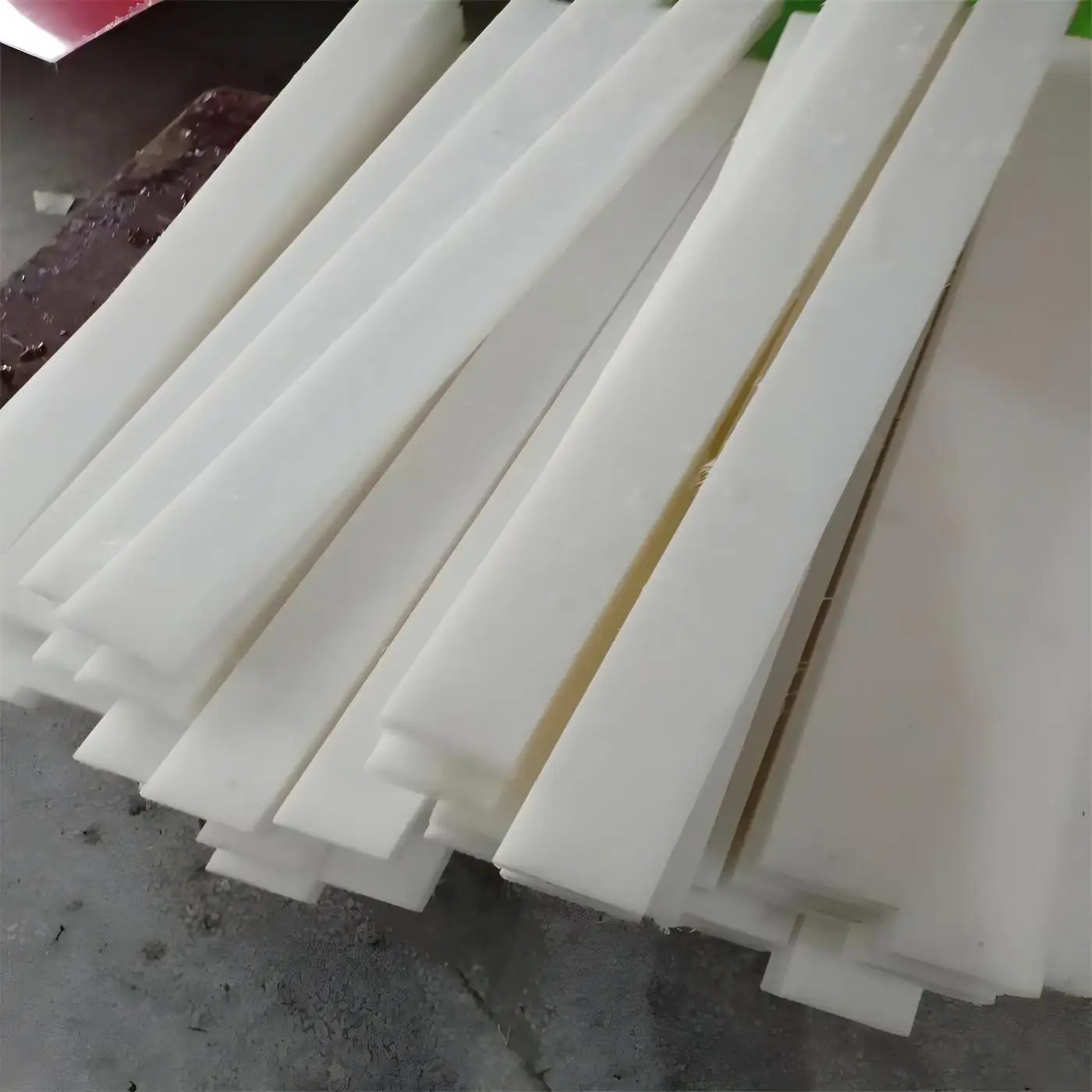 1 Pcs of White Nylon PE Strip Plastic Board, Thickness 20-50mm, Length 200-300mm, Wear-Resistant Nylon Square Strip