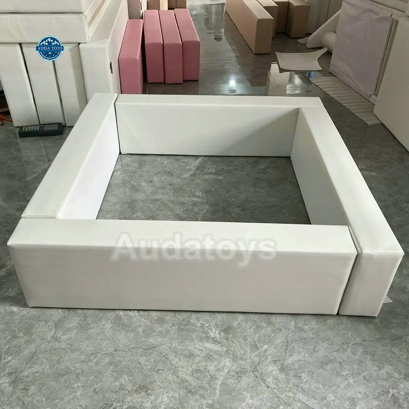 Mobile Commercial Kids Play Room Indoor Soft Play Set White Shopping Mall Use