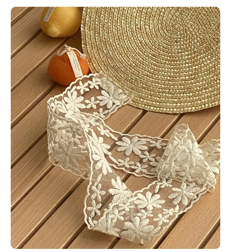 New One Piece French Elegant Strap Natural Straw Fadora Hat For Woman Summer Vintage Photo Runway Vacation Hat With Black Ribbon