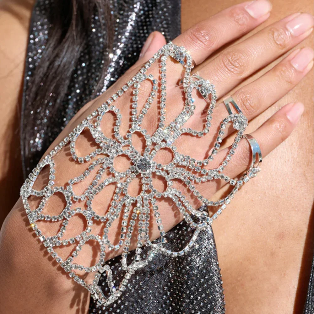 

Браслет в стиле бохо с полым цветком, 2021, свадебные аксессуары для рук, свадебный браслет-цепочка со стразами на палец, регулируемый для женщин