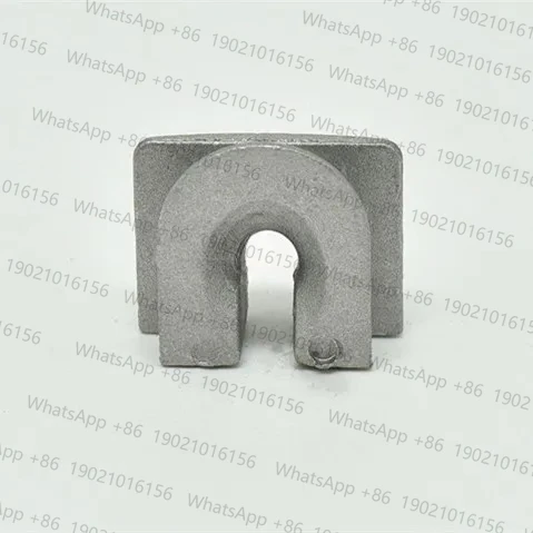 

OM36 SPOOL EYELET EMAK 63120001R ALU. ALLOY FOR OM43 EFCO TRIMMER BRUSHCUTTER NYLON HEAD METAL SILVE SLEEVE RETAINER