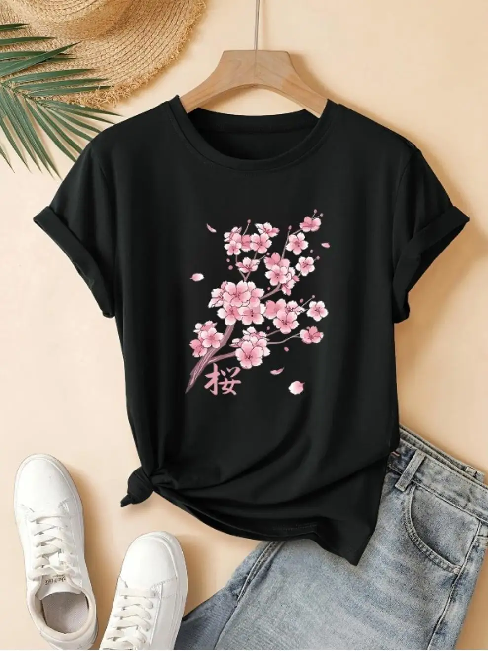 Japanese Cherry Blossom T-Shirt Women Sakura Flower Graphic Tee Summer Short Sleeve Harajuku Aesthetic Casual Female Tops