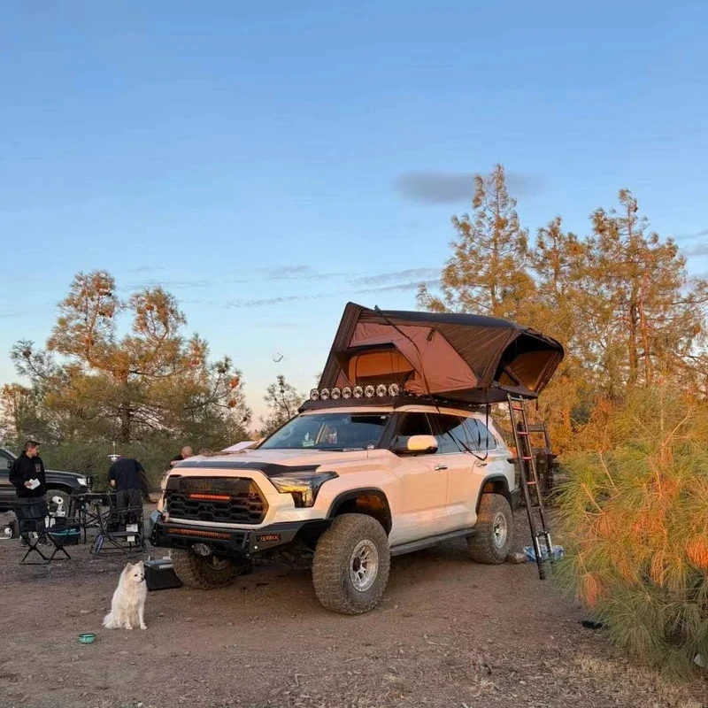 

Clamshell Hard Shell Rooftop Tent, Equipped with Rain Cover, Fit for 4x4 Off Road