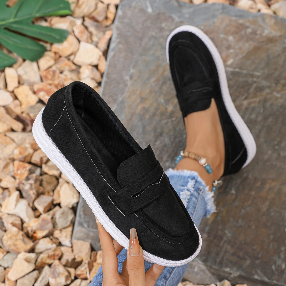 Women Casual Shallow Flats Shoes Comfortable Round Toe Loafers 2025 Lightweight New Slip-on Sneakers Women Zapatos De Mujer