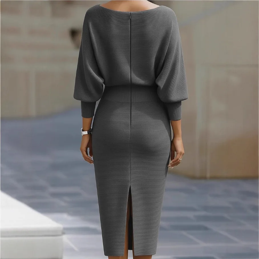 فستان محبوك نحيف بأكمام الخفافيش عصري جديد لعام 2025 فساتين نسائية صيفية مثيرة أنيقة بلون سادة غير منتظمة للنساء