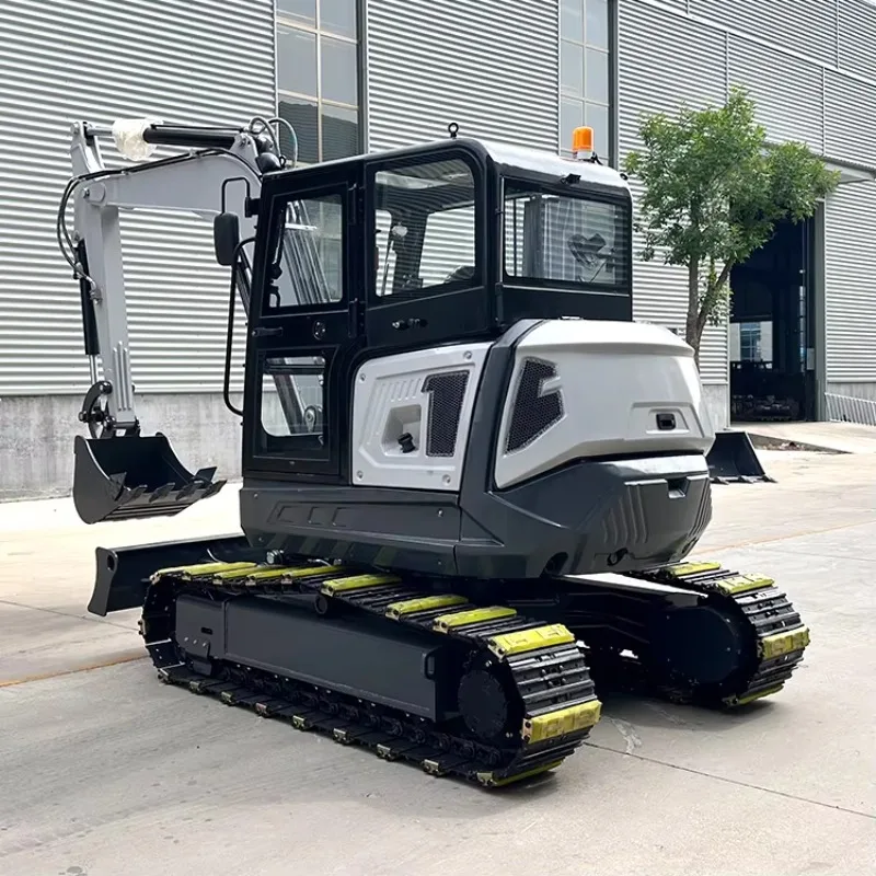 2 Ton All-round Mini Excavator EPA CE Dual Certified with Thumb for Farming Gardening Construction Work